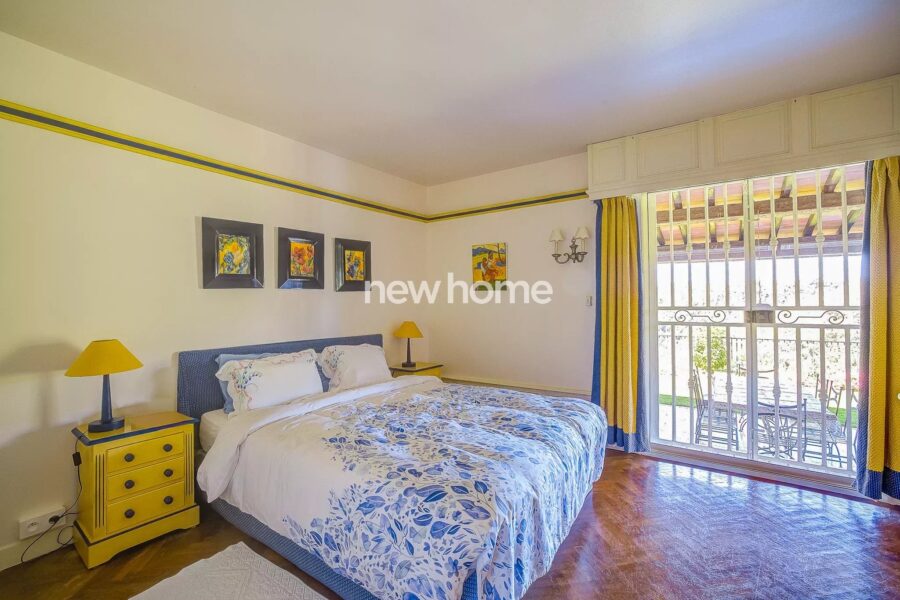 Maison à vendre à Biot — Vue montagne — photo 17
