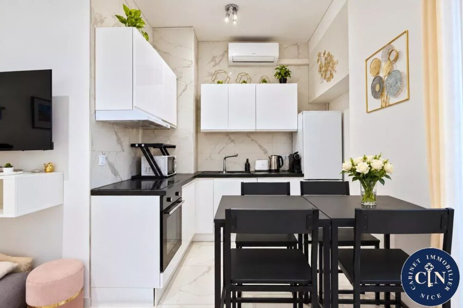 Appartement à vendre à Nice — Vue sur la ville — photo 4