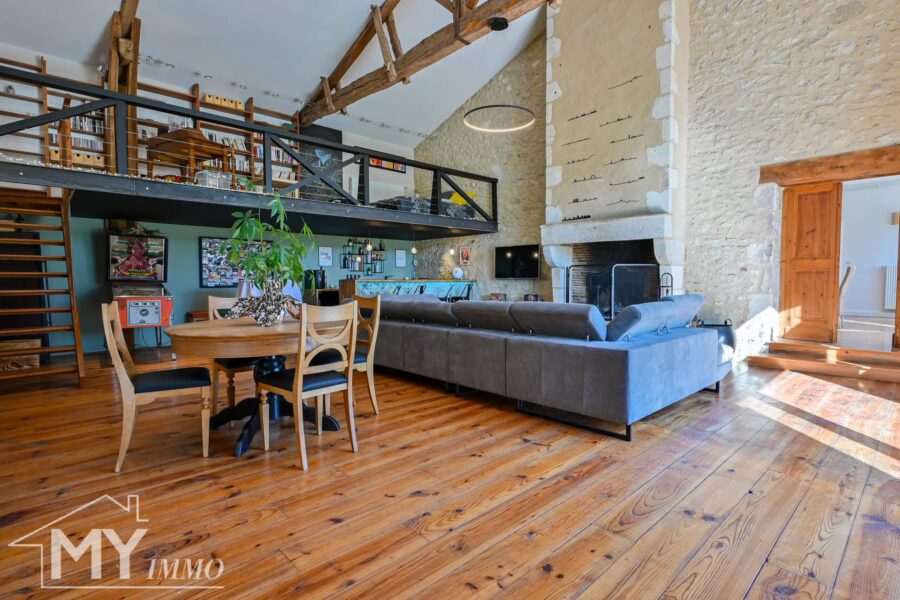 Maison à vendre à Saint-Méard-de-Gurçon — Vue montagne — photo 5
