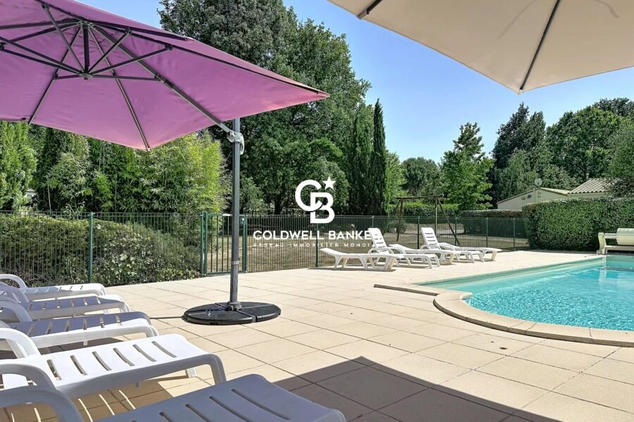 Maison à vendre à La Caillère-Saint-Hilaire — Vue parc & jardin — photo 12