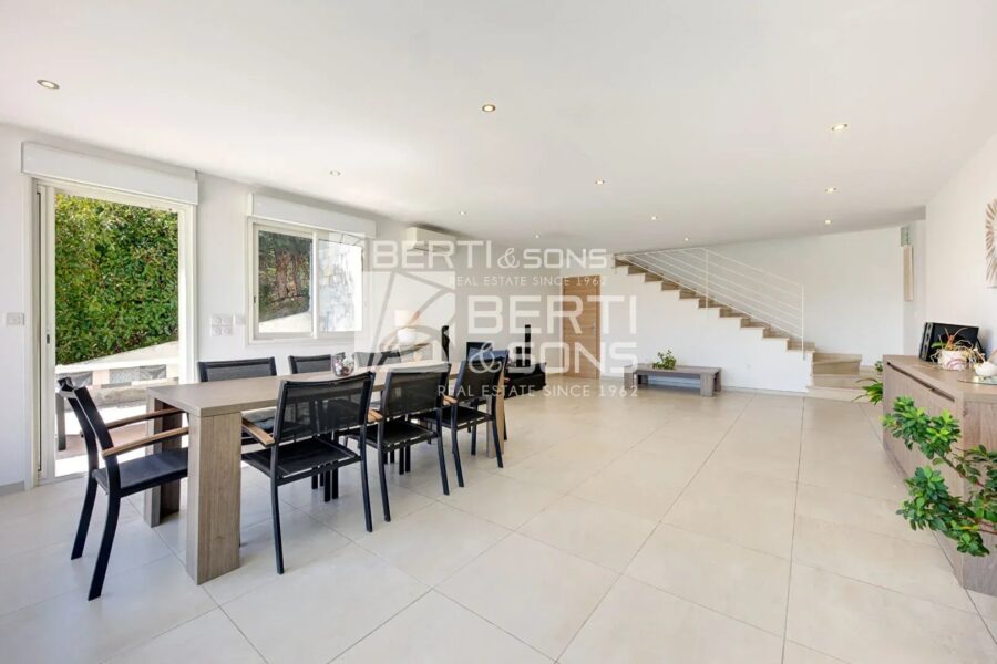 Maison à vendre à Mandelieu-la-Napoule — Vue mer — photo 4