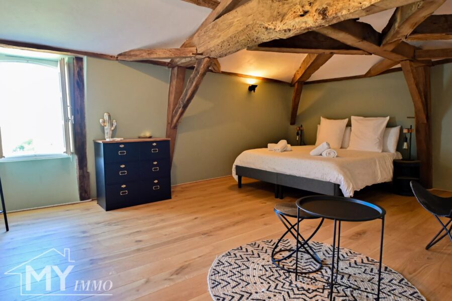 Maison à vendre à Saint-Méard-de-Gurçon — Vue montagne — photo 26