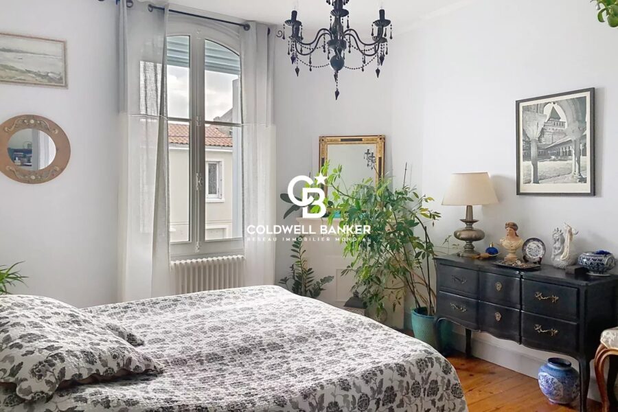 Maison à vendre à Fouras — Vue parc & jardin — photo 8