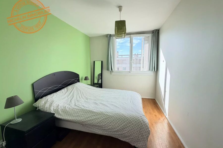 Appartement à vendre à Champagne-au-Mont-d&rsquo;Or — Vue parc & jardin — photo 5
