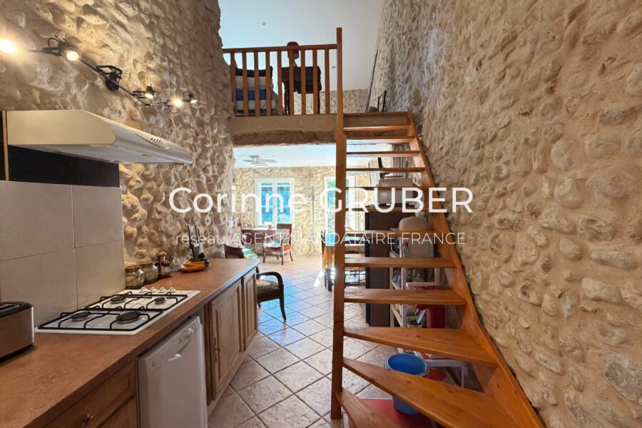 Maison à vendre à Saint-Jeannet — Vue montagne — photo 10
