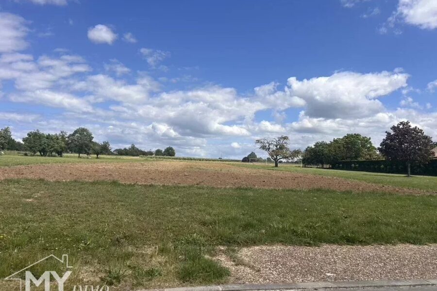 Terrain à vendre à Bonneville-et-Saint-Avit-de-Fumadières — Vue dégagée — photo 2