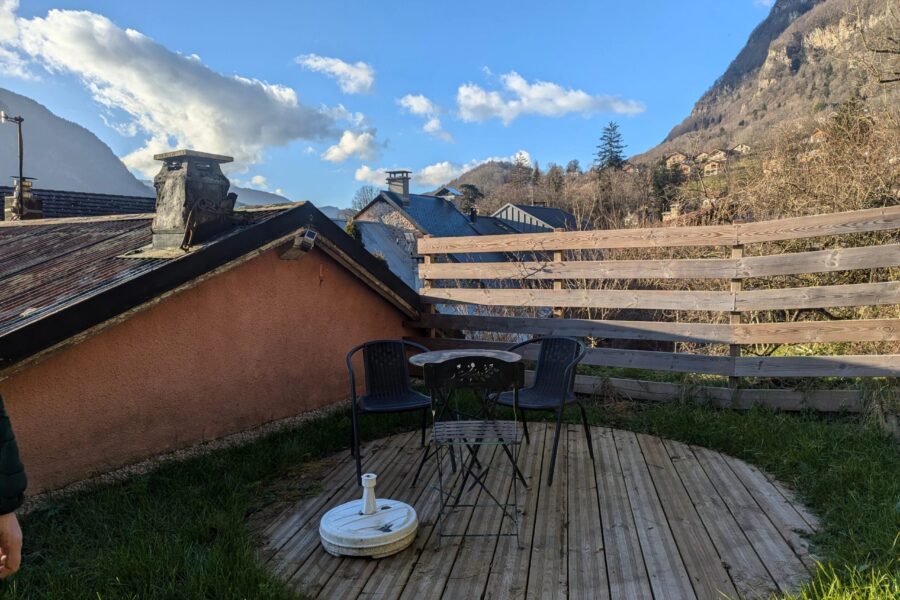 Maison à vendre à Taninges — Vue montagne — photo 1