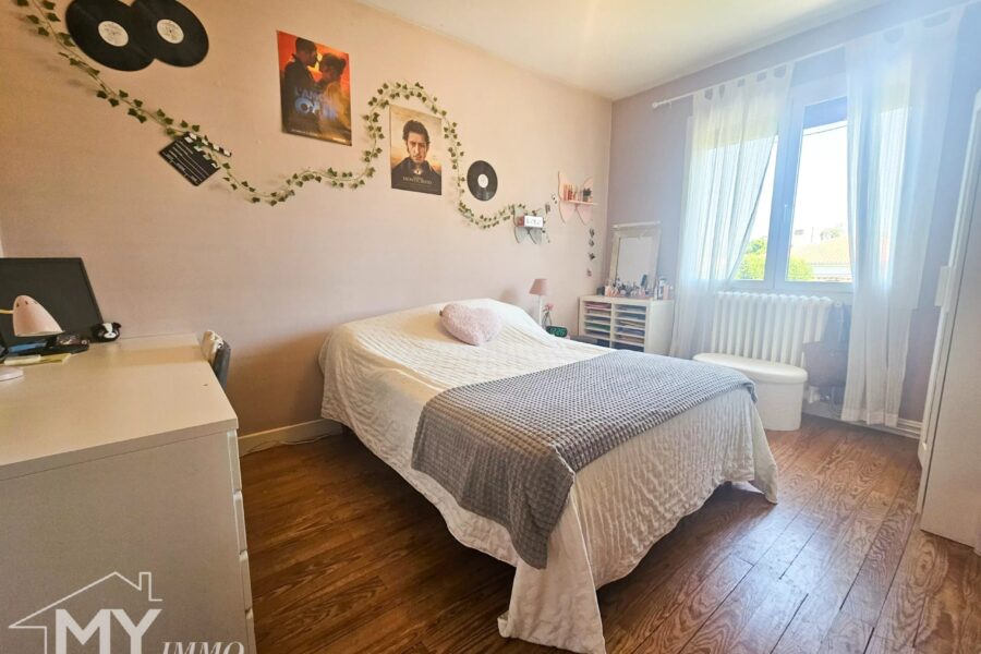 Maison à vendre à Pineuilh — Vue parc & jardin — photo 9