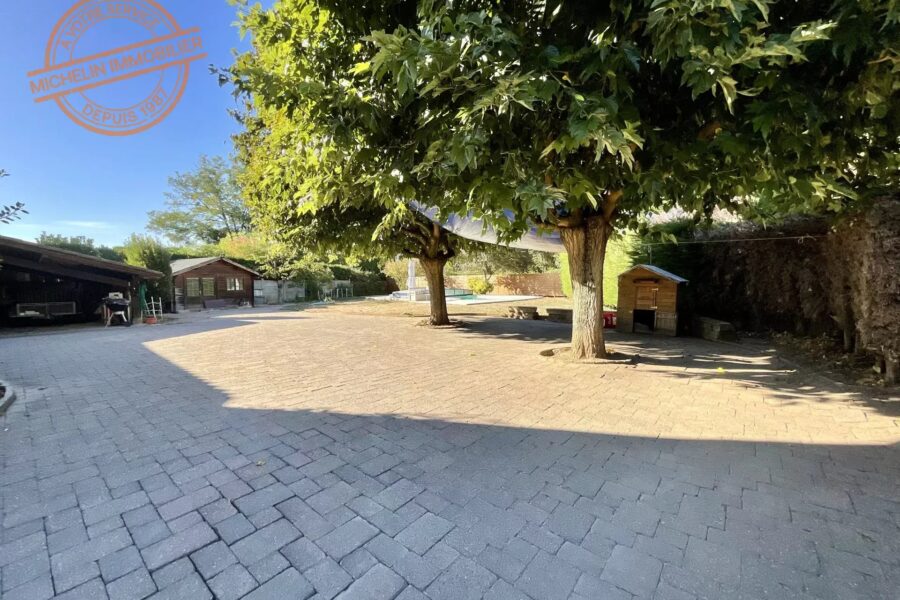 Maison à vendre à Fareins — Vue parc & jardin — photo 3