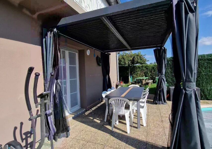 Maison à vendre à Sainte-Croix-en-Plaine — Vue parc & jardin — photo 17