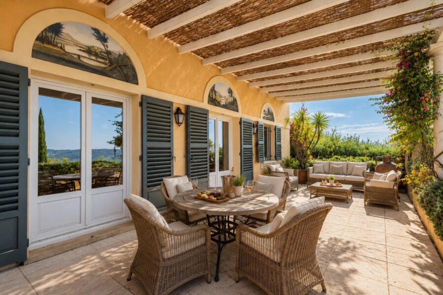 Maison à vendre à La Colle-sur-Loup — Vue mer — photo 8