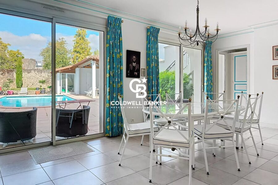 Maison à vendre à Les Herbiers — Vue parc & jardin — photo 17