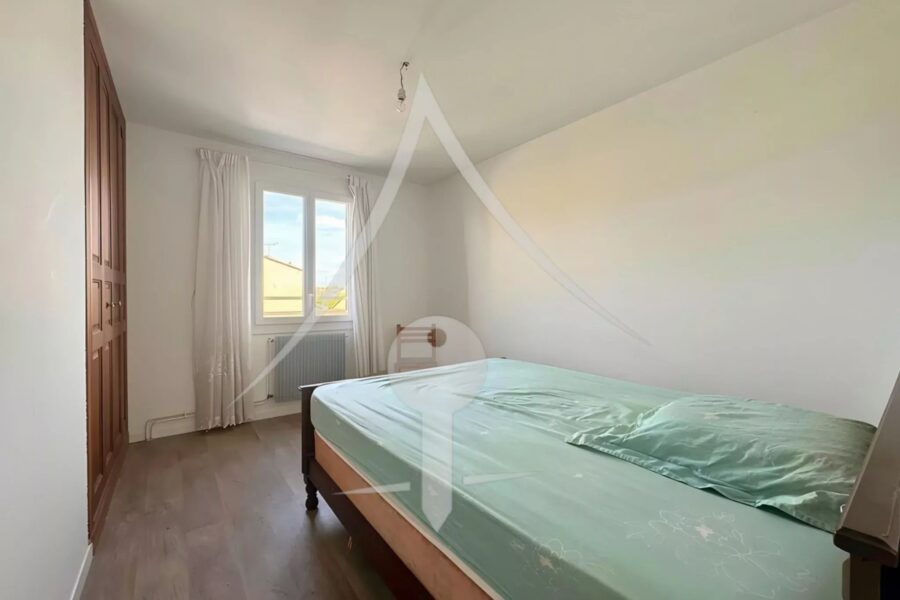 Maison à vendre à Portet-sur-Garonne — Vue parc & jardin — photo 8
