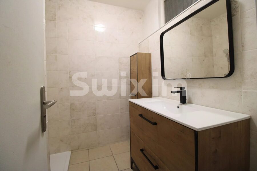 Maison à vendre à Voglans — Vue montagne — photo 9