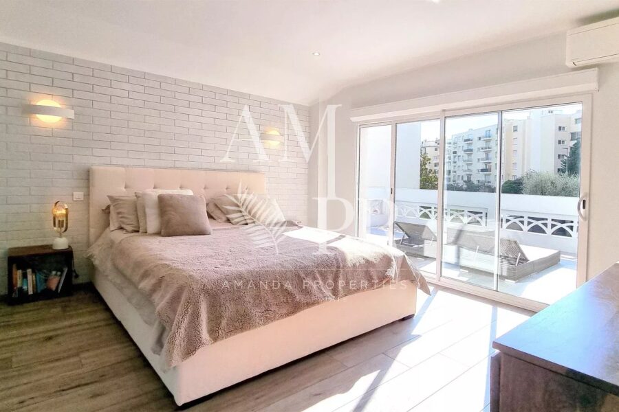 Maison à vendre à Cannes — Vue parc & jardin — photo 11