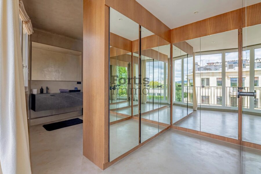 Appartement à vendre à Neuilly-sur-Seine — Vue sur la ville — photo 37