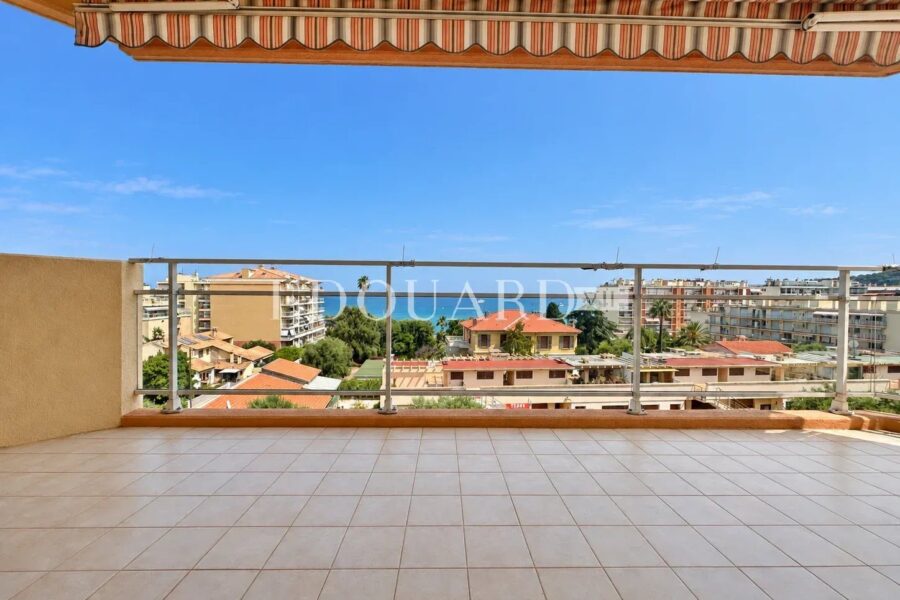 Appartement à vendre à Roquebrune-Cap-Martin — Vue mer — photo 4