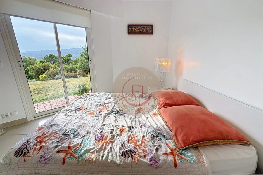 Appartement à vendre à Mandelieu-la-Napoule — Vue montagne — photo 22