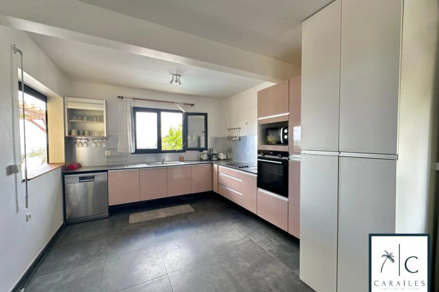 Maison à vendre à Les Trois-Îlets — Vue mer — photo 13
