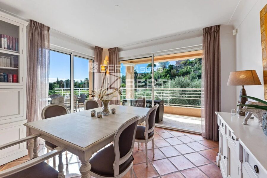 Maison à vendre à Mandelieu-la-Napoule — Vue mer — photo 8