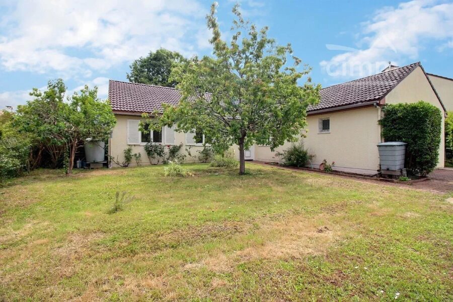Maison à vendre à Joué-lès-Tours — Vue parc & jardin — photo 15