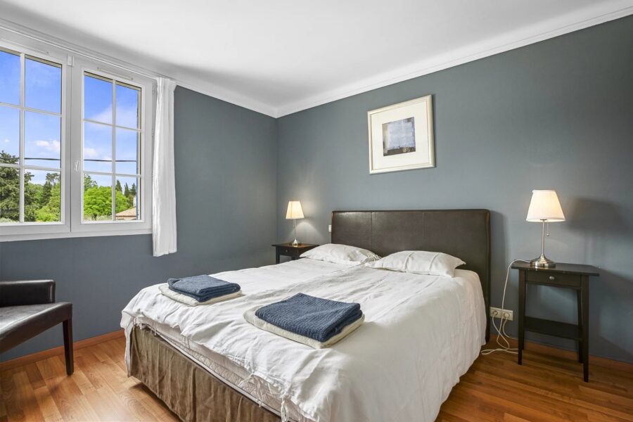 Maison à vendre à Draguignan — Vue parc & jardin — photo 7