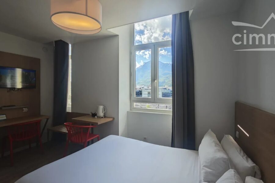 Appartement à vendre à Grenoble — Vue montagne — photo 5