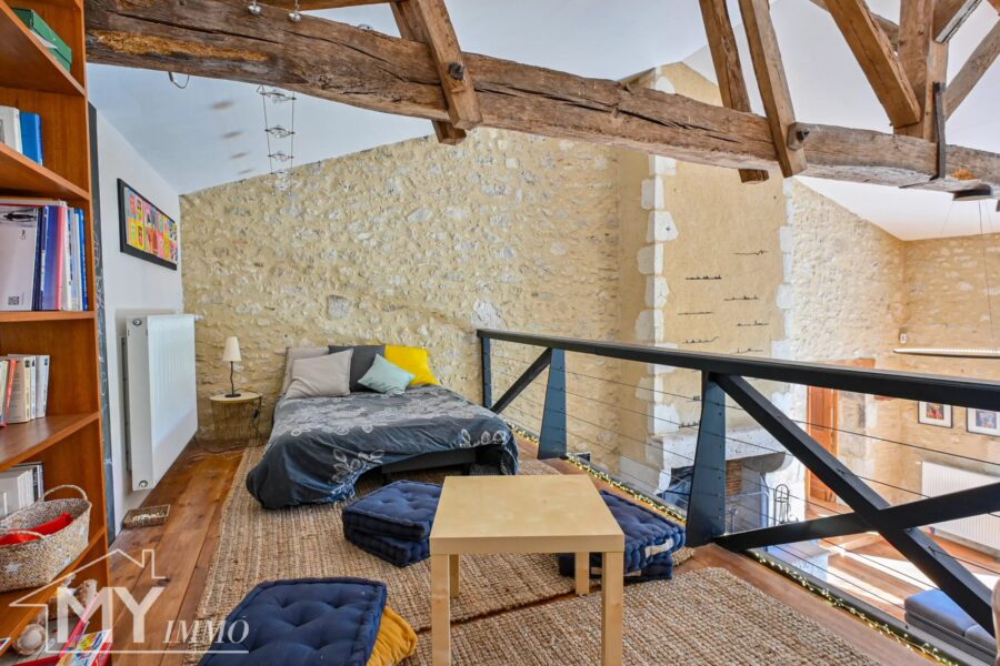 Maison à vendre à Saint-Méard-de-Gurçon — Vue montagne — photo 6