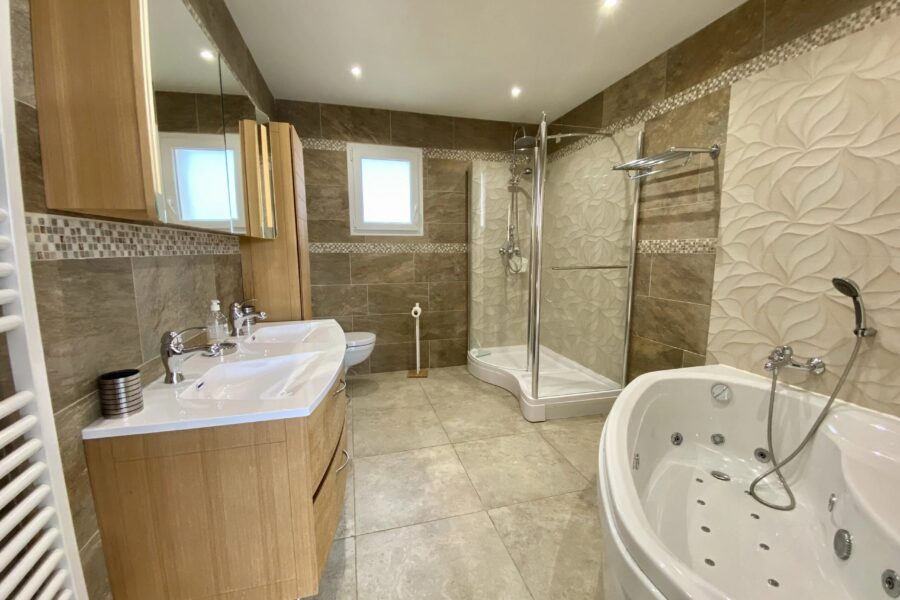 Maison à vendre à Sainte-Lucie-de-Porto-Vecchio — Vue mer — photo 13