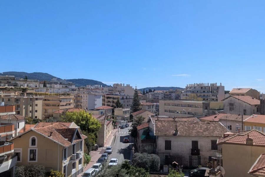 Appartement à vendre à Nice — Vue sur la ville — photo 9