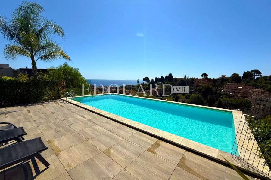 Appartement à vendre à Roquebrune-Cap-Martin — Vue mer — photo 1