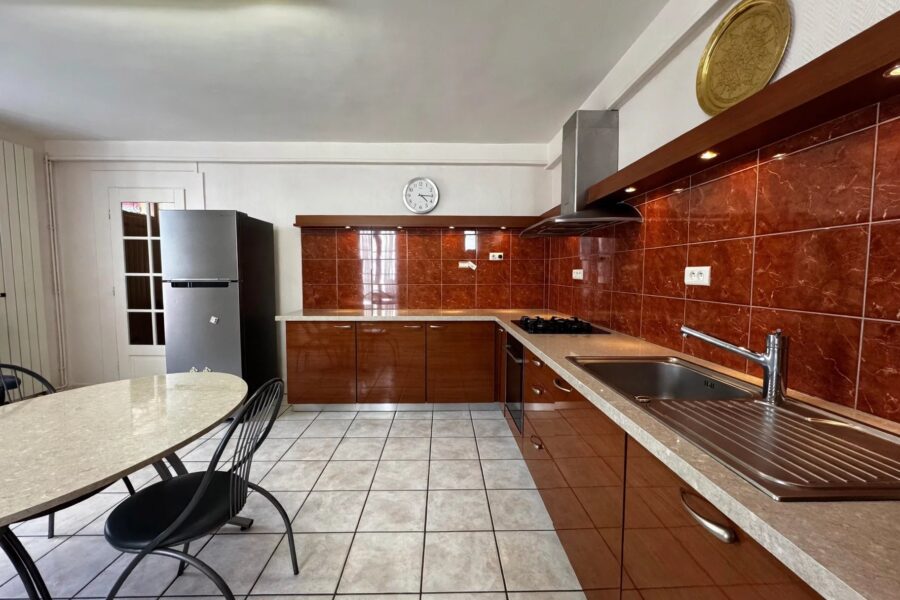 Maison à vendre à Le Breuil-sur-Couze — Vue parc & jardin — photo 6