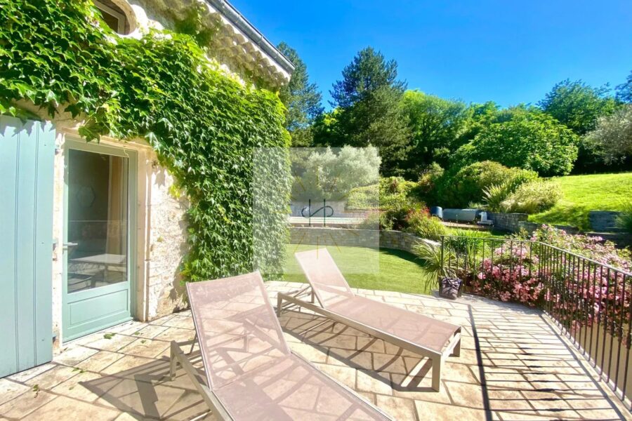 Maison à vendre à Condillac — Vue montagne — photo 8