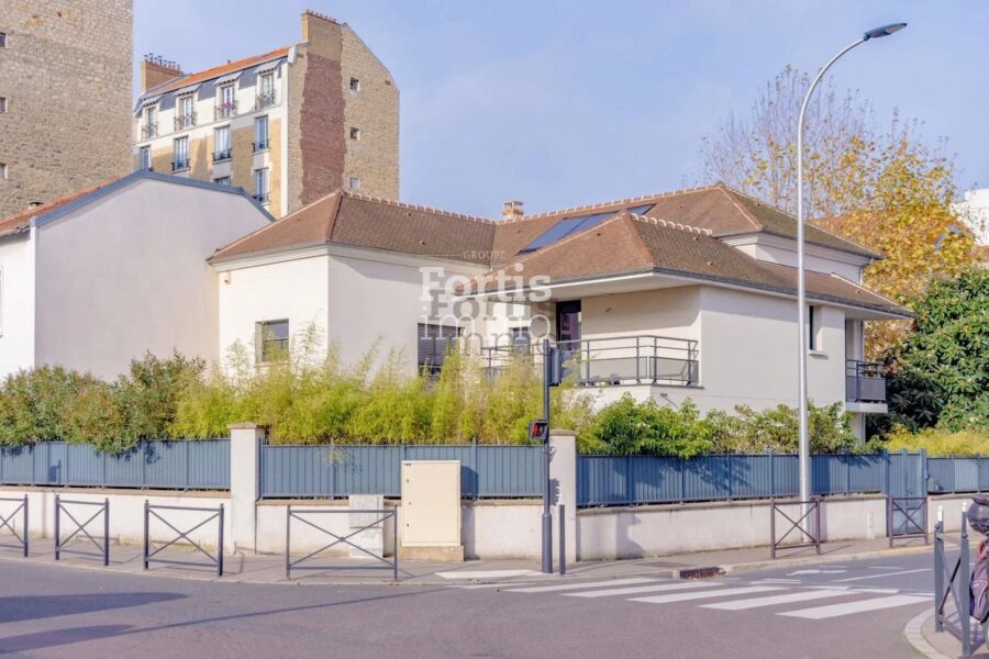 Maison à vendre à Bois-Colombes — Vue parc & jardin — photo 25
