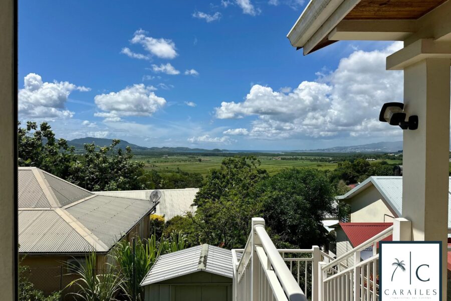 Maison à vendre à Rivière-Salée — Vue mer — photo 4