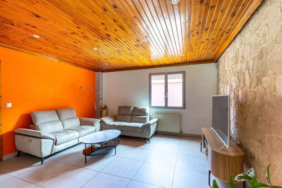 Maison à vendre à Champagne-au-Mont-d&rsquo;Or — Vue parc & jardin — photo 3