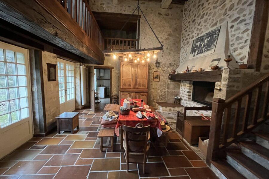 Maison à vendre à Saint-Léger-de-Fougeret — Vue nature — photo 7