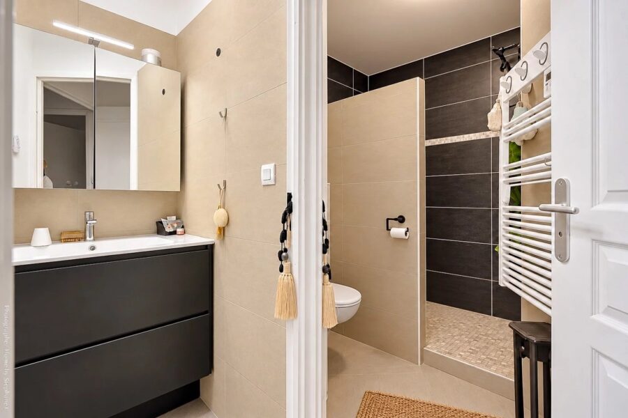 Appartement à vendre à Marseille 6e arrondissement — Vue sur la ville — photo 11