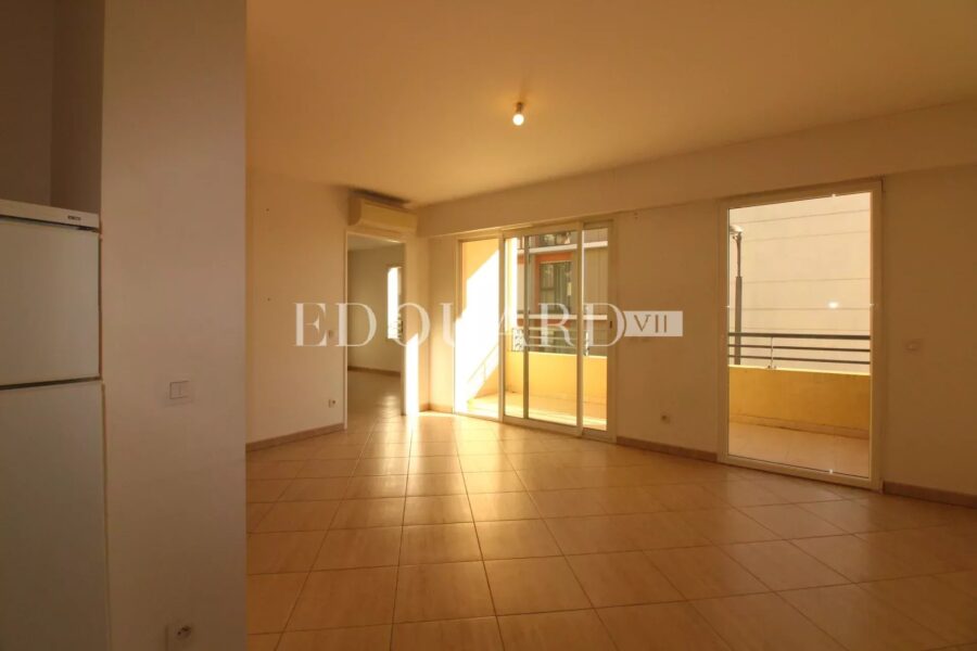 Appartement à vendre à Roquebrune-Cap-Martin — Vue sur la ville — photo 9