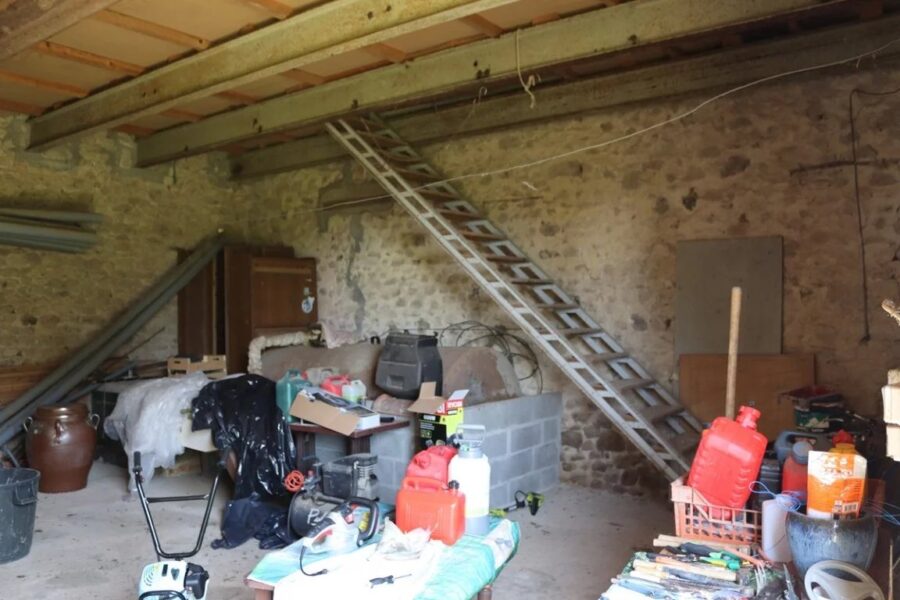 Maison à vendre à Saint-Didier-sur-Arroux — Vue montagne — photo 24