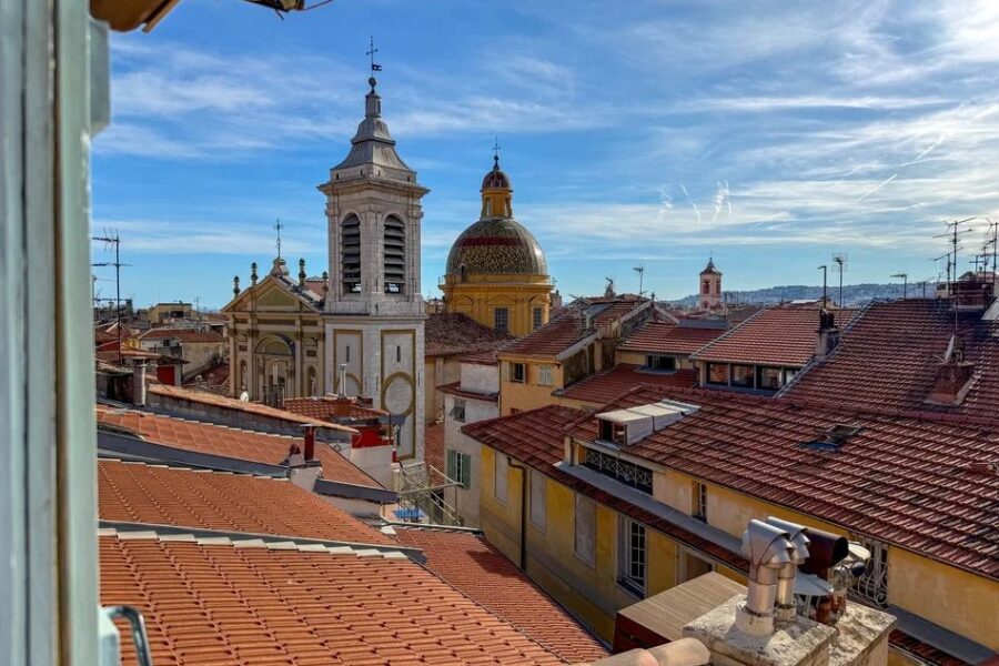Appartement à vendre à Nice — Vue sur la ville — photo 1