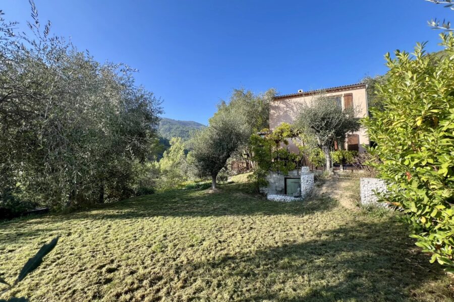 Maison à vendre à Coaraze — Vue montagne — photo 2