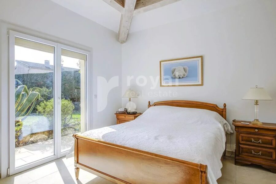Maison à vendre à Mougins — Vue parc & jardin — photo 17