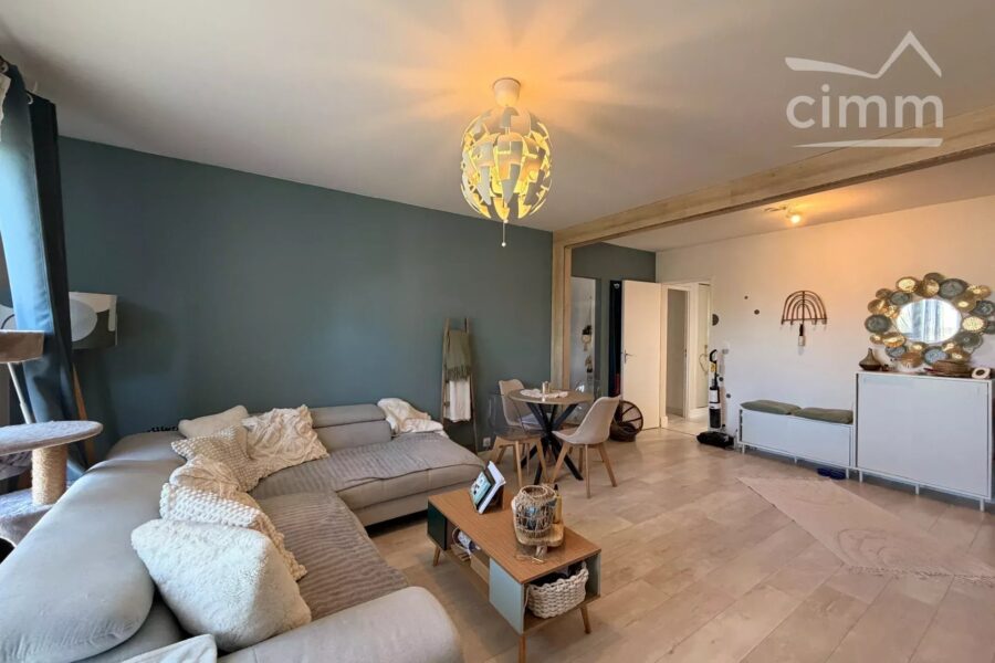 Appartement à vendre à Blois — Vue sur la ville — photo 2