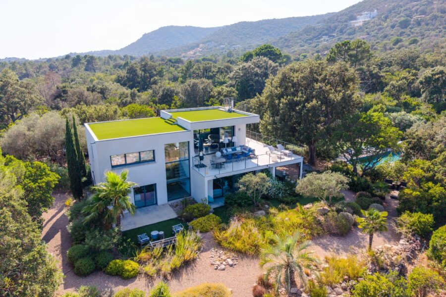 Maison à vendre à Sainte-Lucie-de-Porto-Vecchio — Vue mer — photo 2