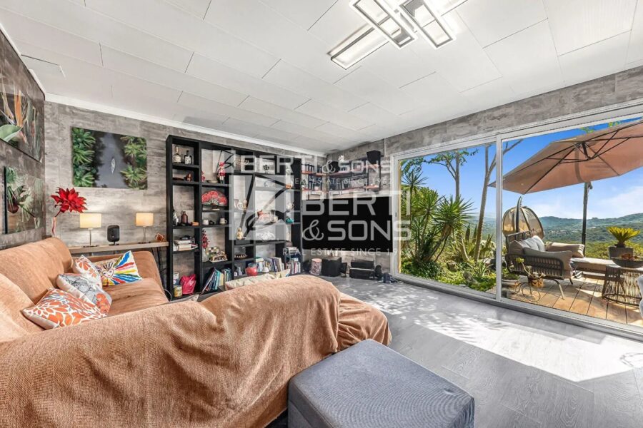 Maison à vendre à Les Adrets-de-l&rsquo;Estérel — Vue mer — photo 4
