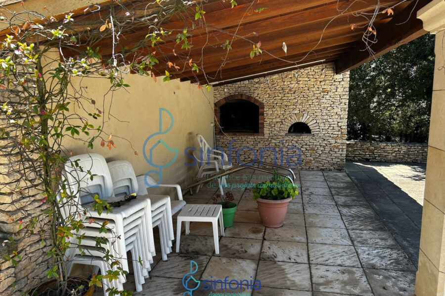 Maison à vendre à Sainte-Anastasie — Vue nature — photo 17