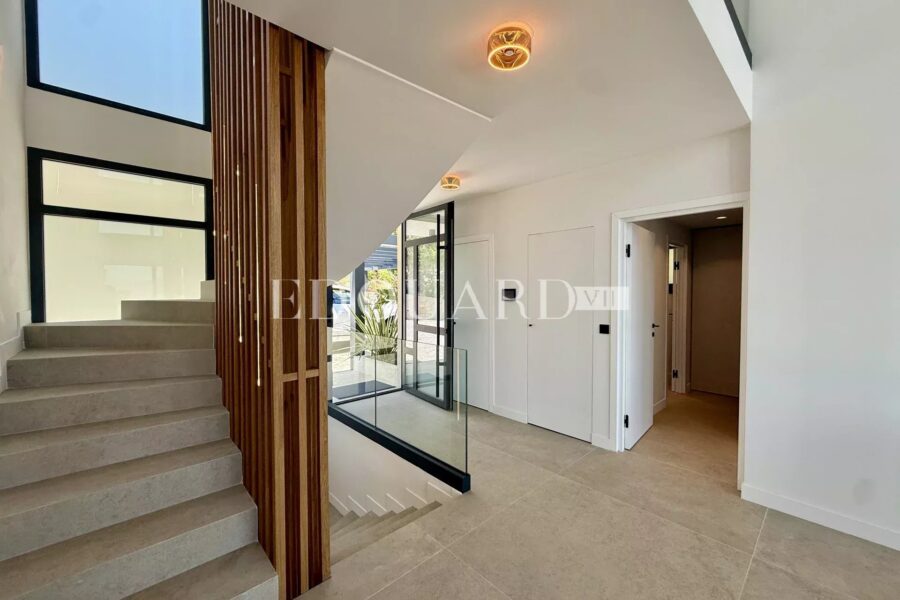 Maison à vendre à Roquebrune-Cap-Martin — Vue mer — photo 3