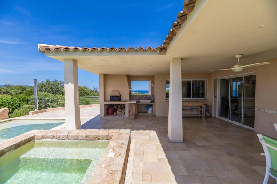 Maison à vendre à Sainte-Lucie-de-Porto-Vecchio — Vue mer — photo 33