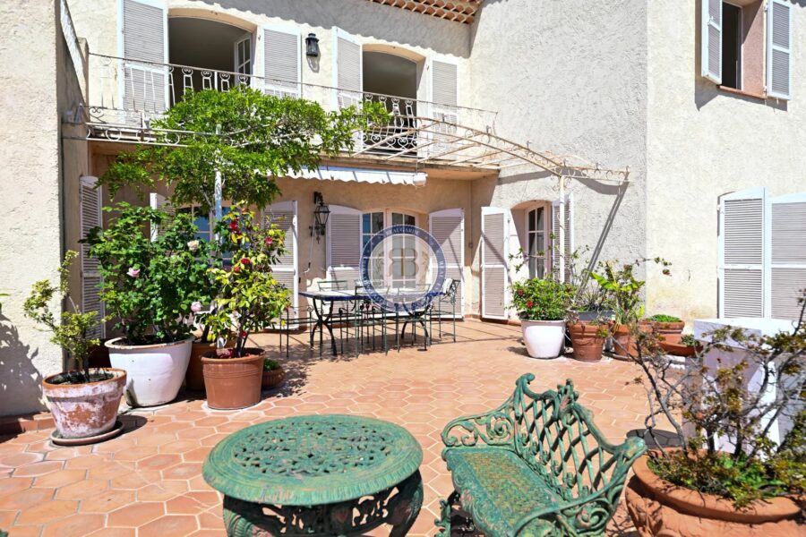 Maison à vendre à Vallauris — Vue mer — photo 35